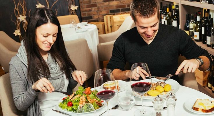 5 Tips to Save Money on Your Fancy Dinners